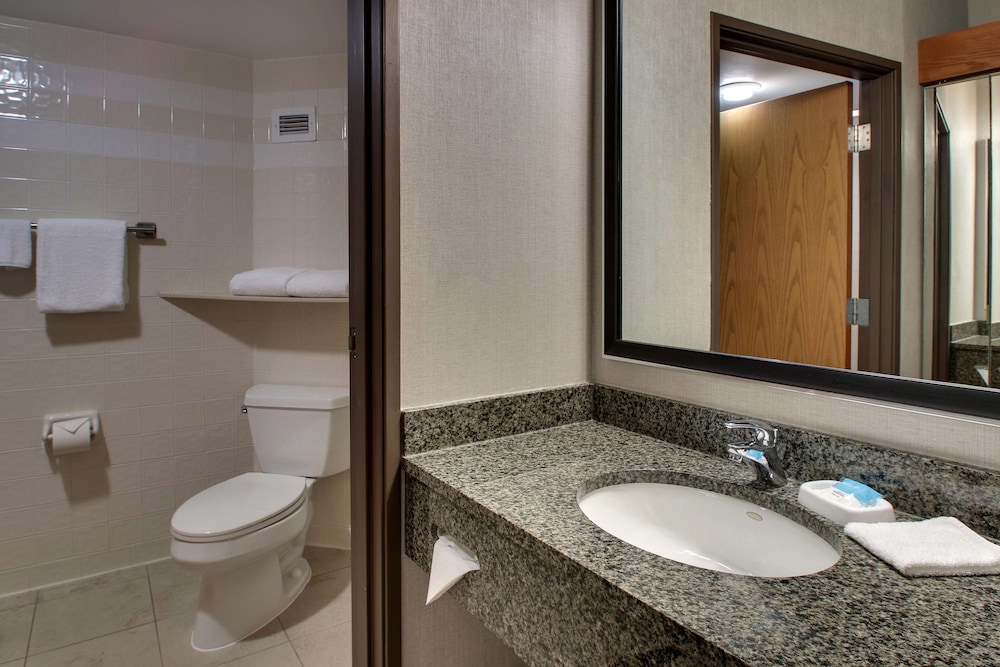 Drury Inn and Suites San Antonio Northwest Medical Center 46/50