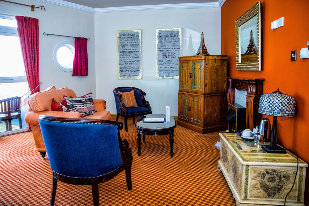 Little Haven Hotel 70/100
