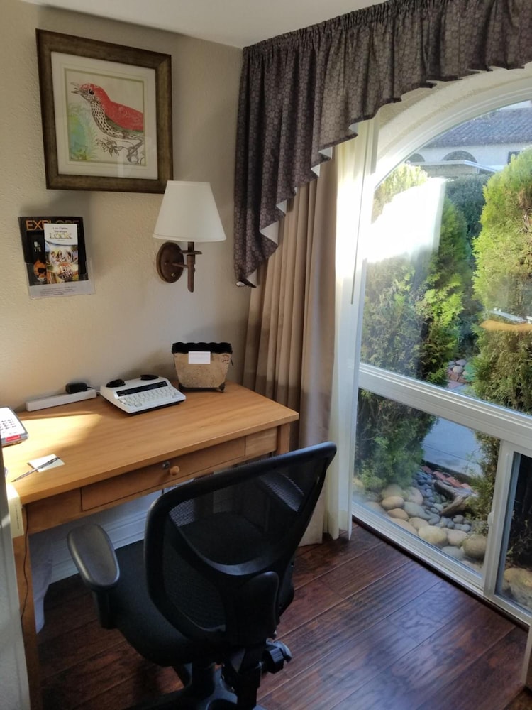 Los Gatos Garden Inn Hotel 33/50
