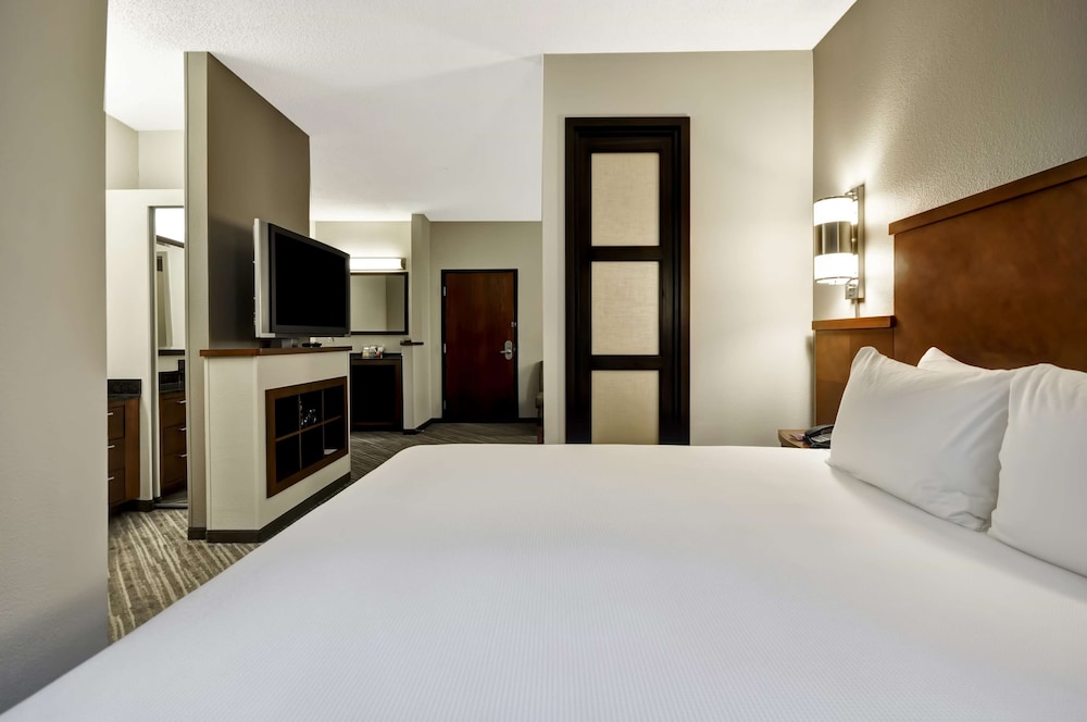 Hyatt Place Tampa Airport/Westshore 14/78