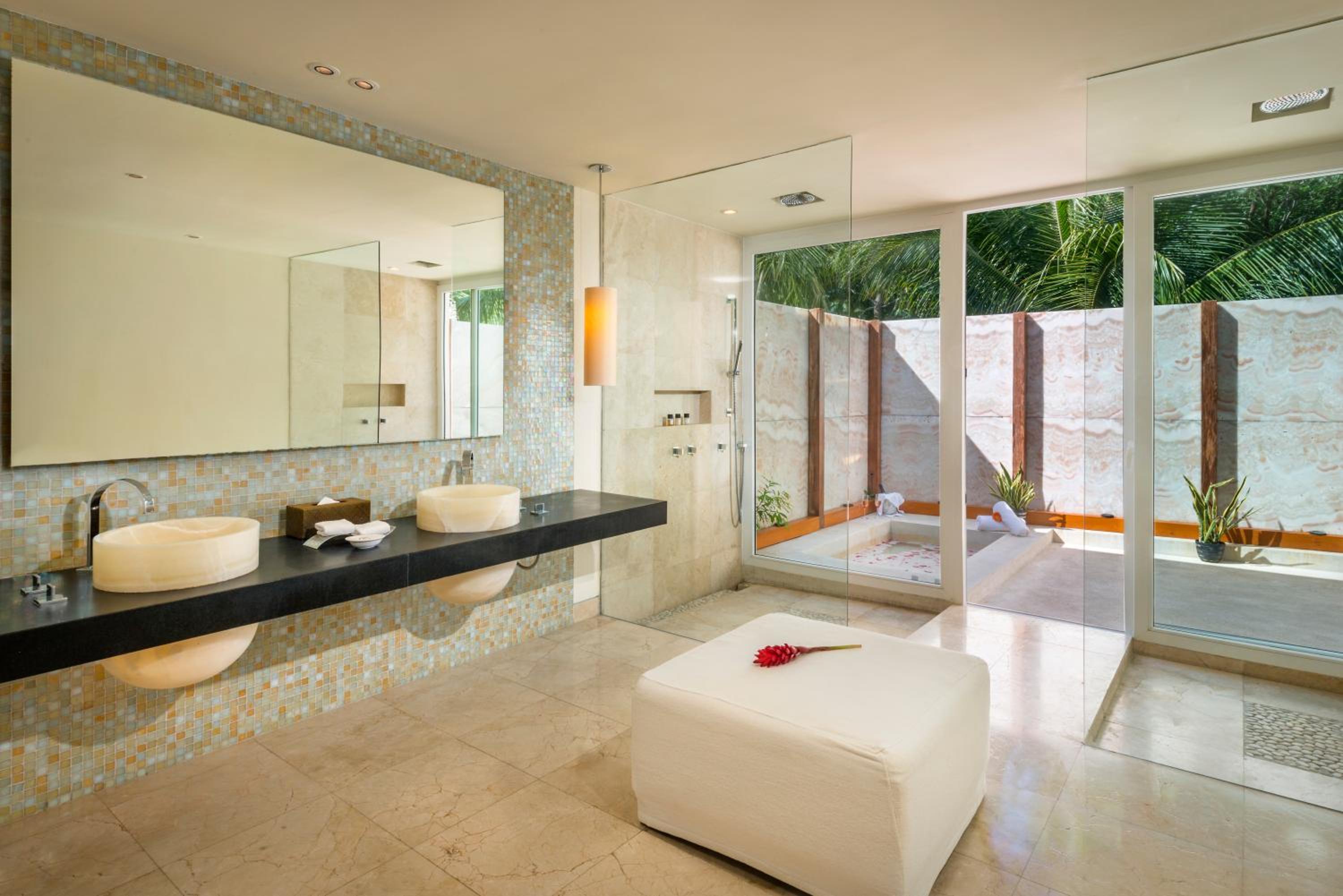 JCK - Cenote Blue Lagoon Junior Suite, Blue Diamond Luxury Boutique - All Inclusive - Adults Only 8/8