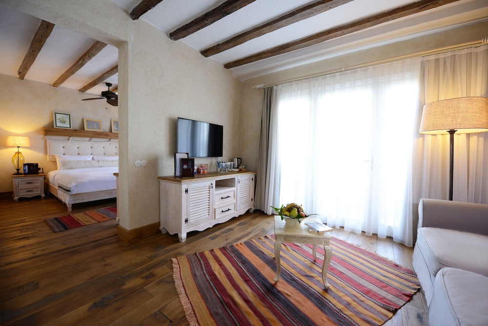 Unique Hotel Fethiye 46/69