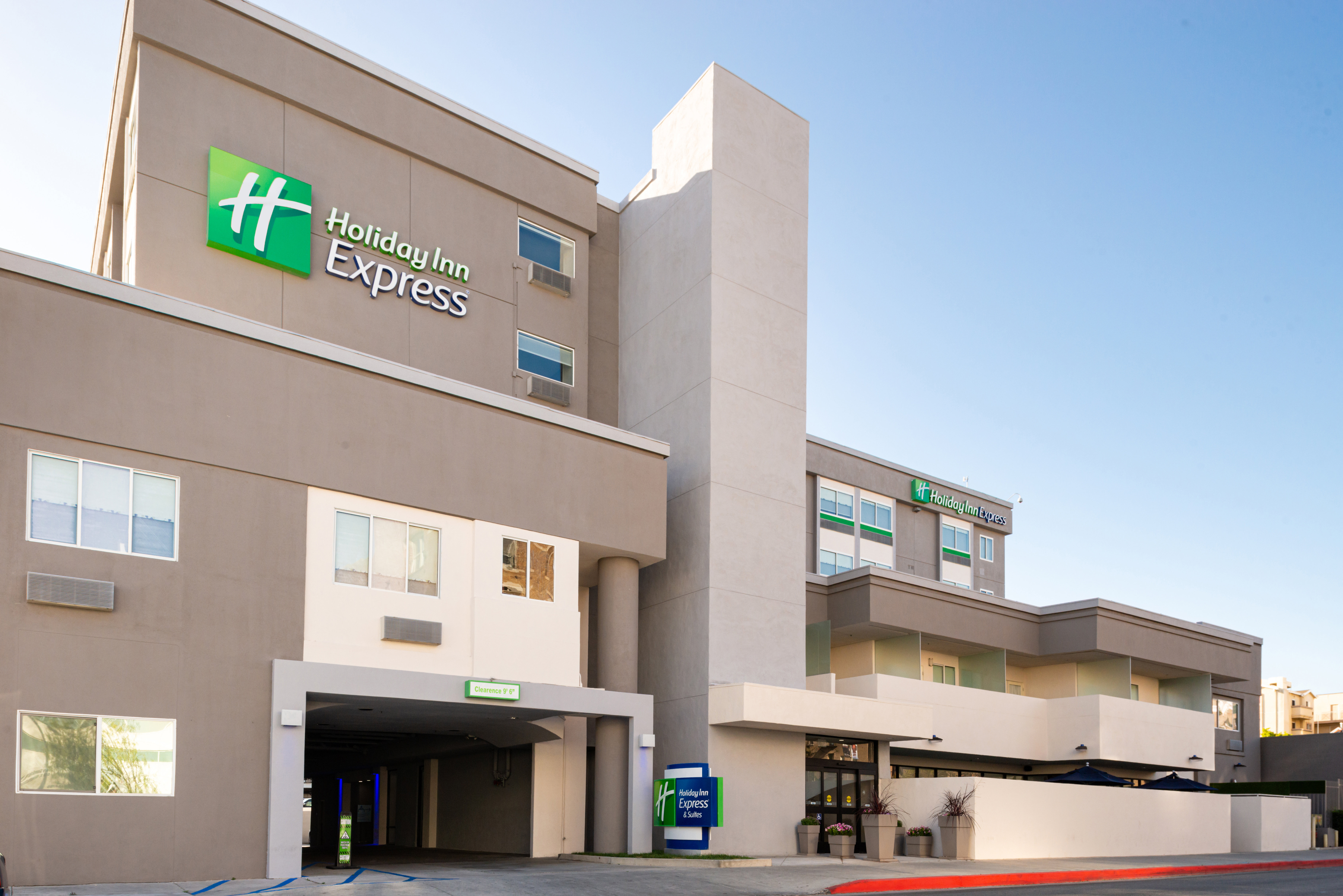 Holiday Inn Express Hotel And Suites Los Angeles Downtown West 2/55