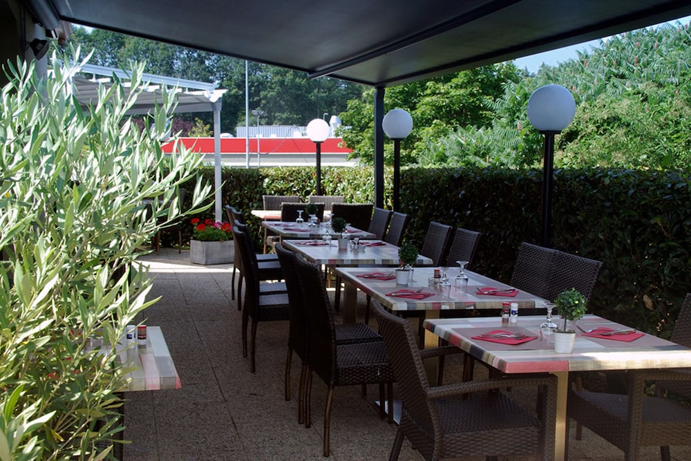 Kyriad Limoges Sud Feytiat 25/44