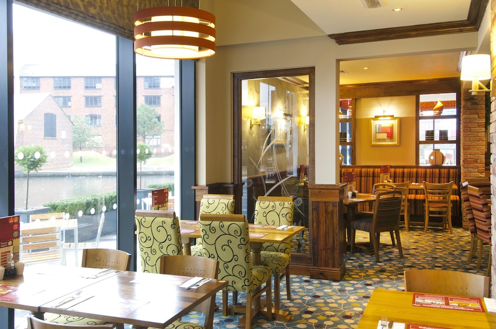 Premier Inn Walsall Town Centre 21/31