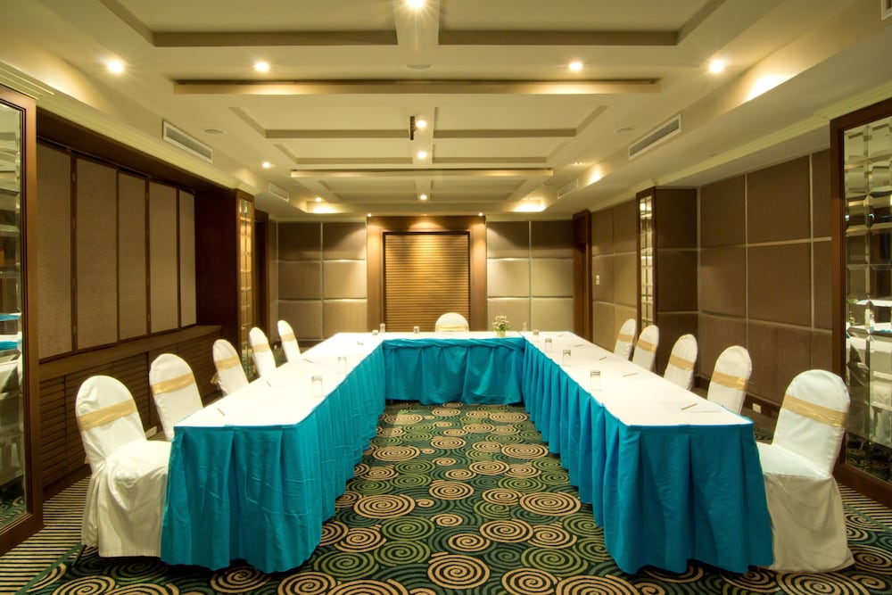 Grand Riverside Hotel Phitsanulok 41/65