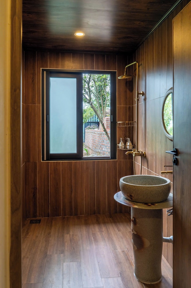 Sapana Mountain Retreat 23/50