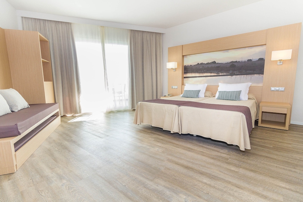 Eix Lagotel Holiday Resort 16/69