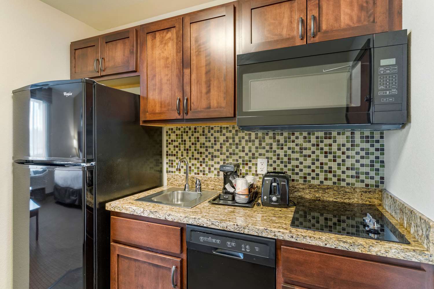 Efficiency, Suite, Queen Bed، MainStay Suites Near Denver Downtown 4/4