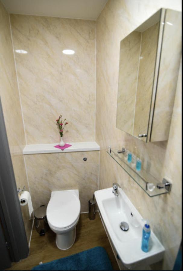 London Suites 7/10