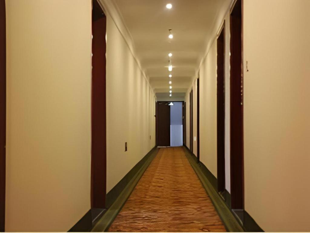 GreenTree Inn Jinan Quancheng Hotel 30/43
