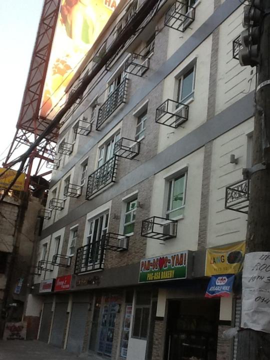 Aam Transient and Guest House Manila 7/37