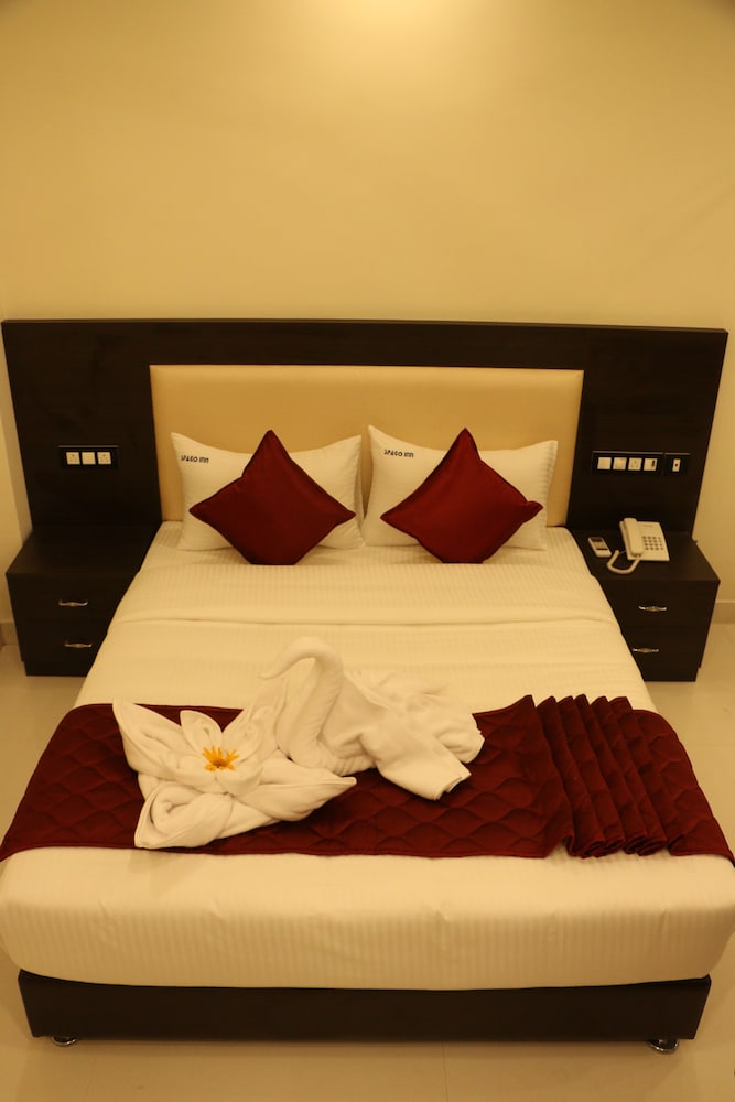 Spago Inn 12/39