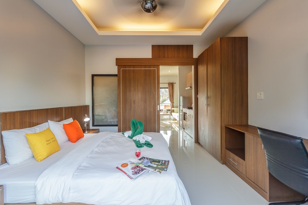1 Bedroom, Suite, Double Bed, Pool View, Pool Side