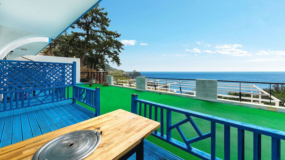 Namhae Santorini N Pension 29/50