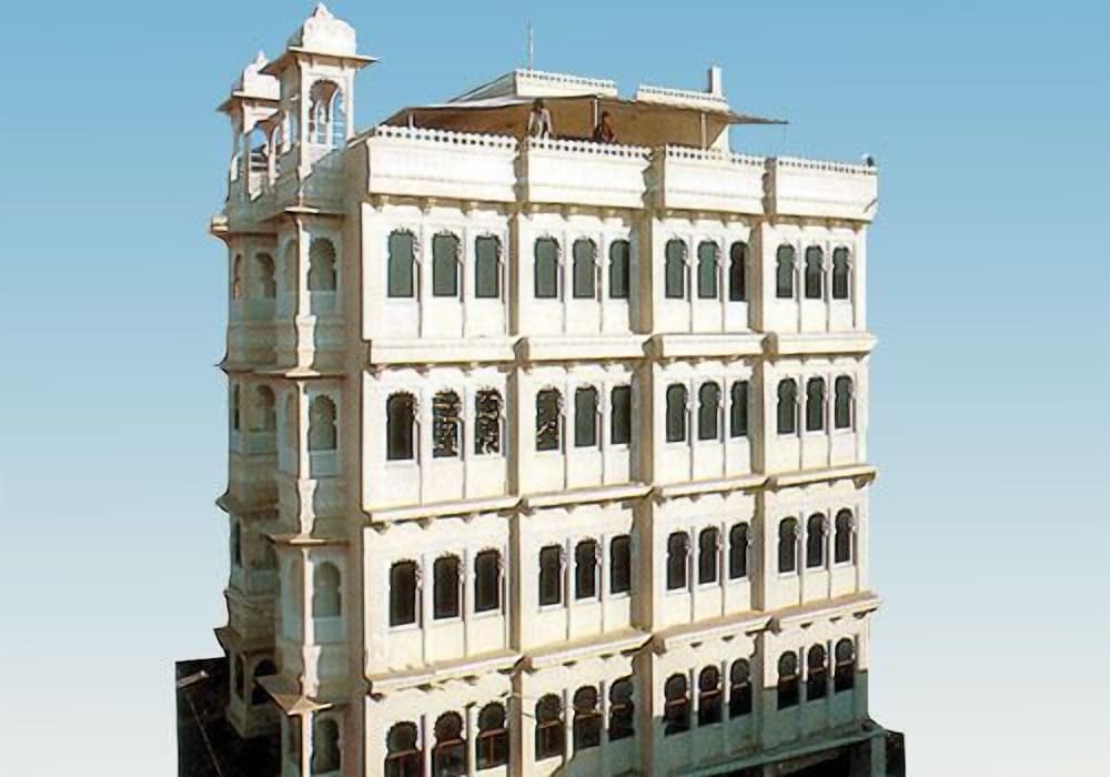JAIWANA HAVELI 1/40