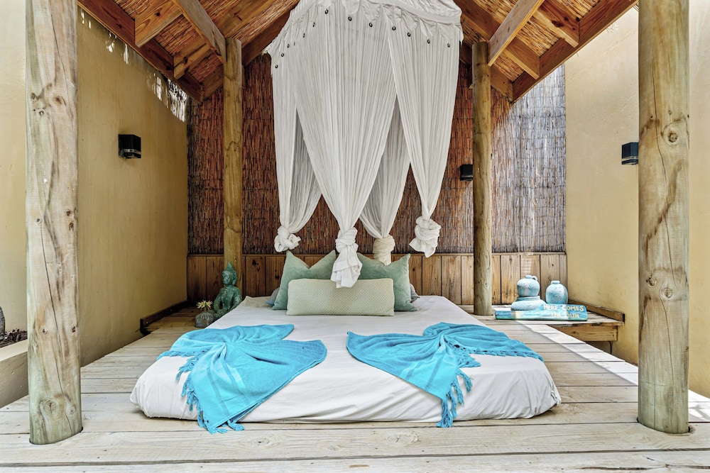 Bamboo Bonaire Boutique Resort 14/50