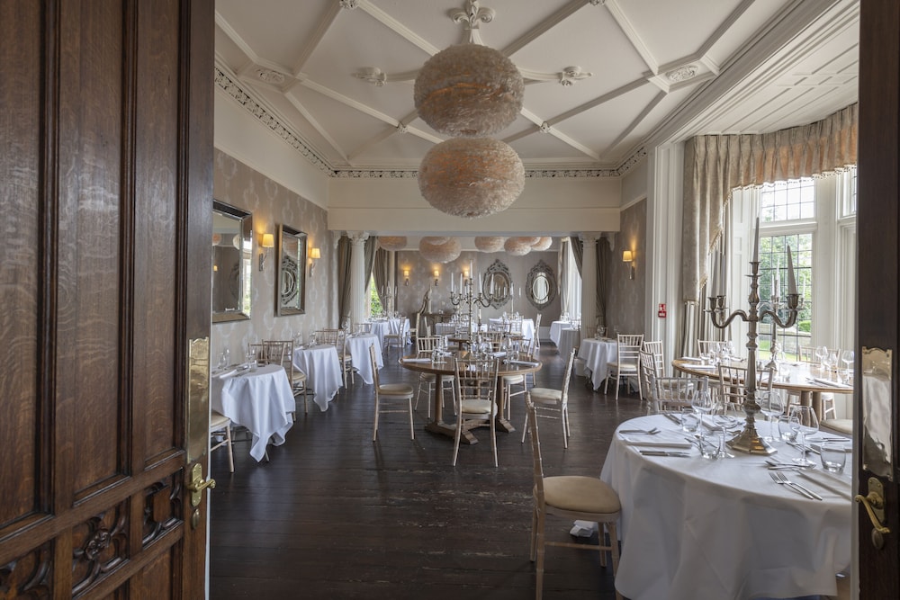 Falcon Manor Hotel 37/49