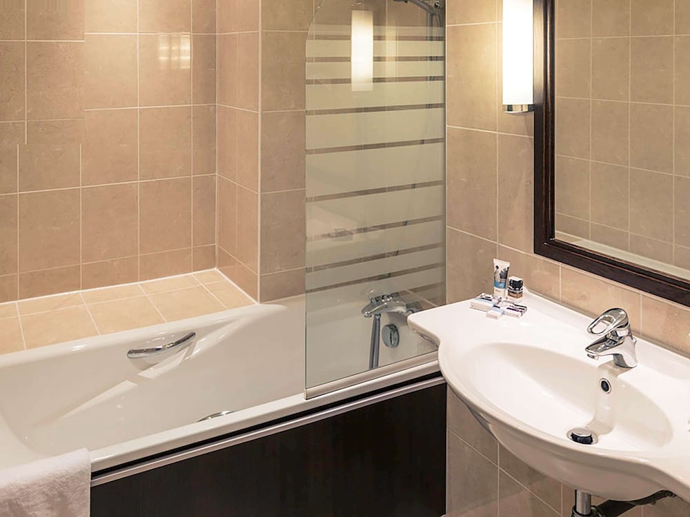 MERCURE RENNES CESSON 16/69