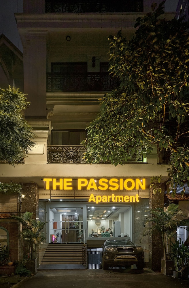 The Passion Hotel Airport - 5 minutes to Tan Son Nhat 1/50