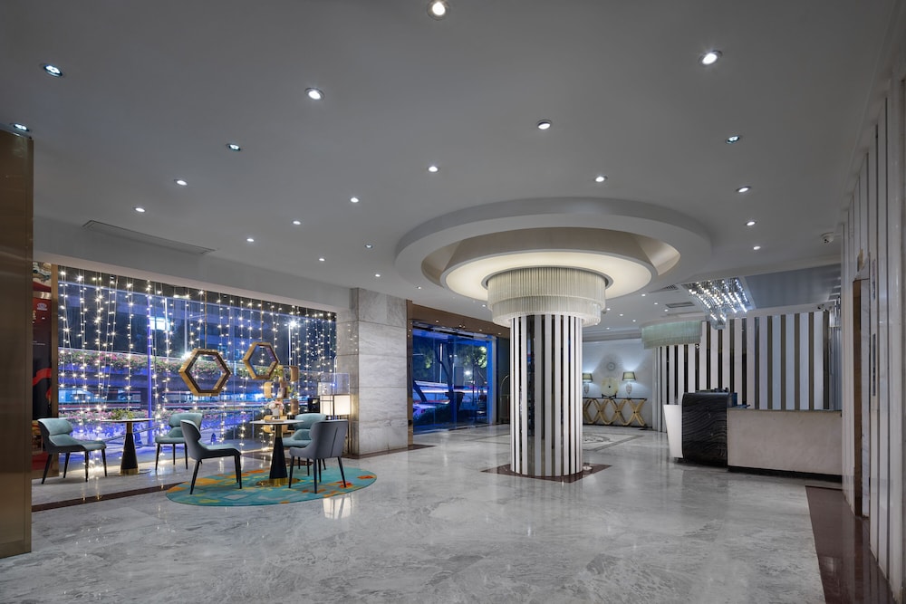 Kaiserdom Hotel Huayue 38/50