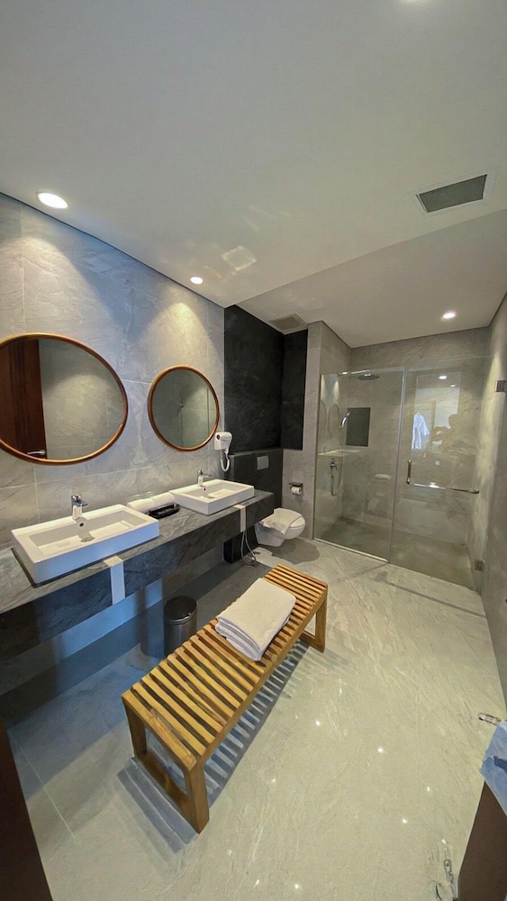Nata Azana Hotel Ngawi 26/35
