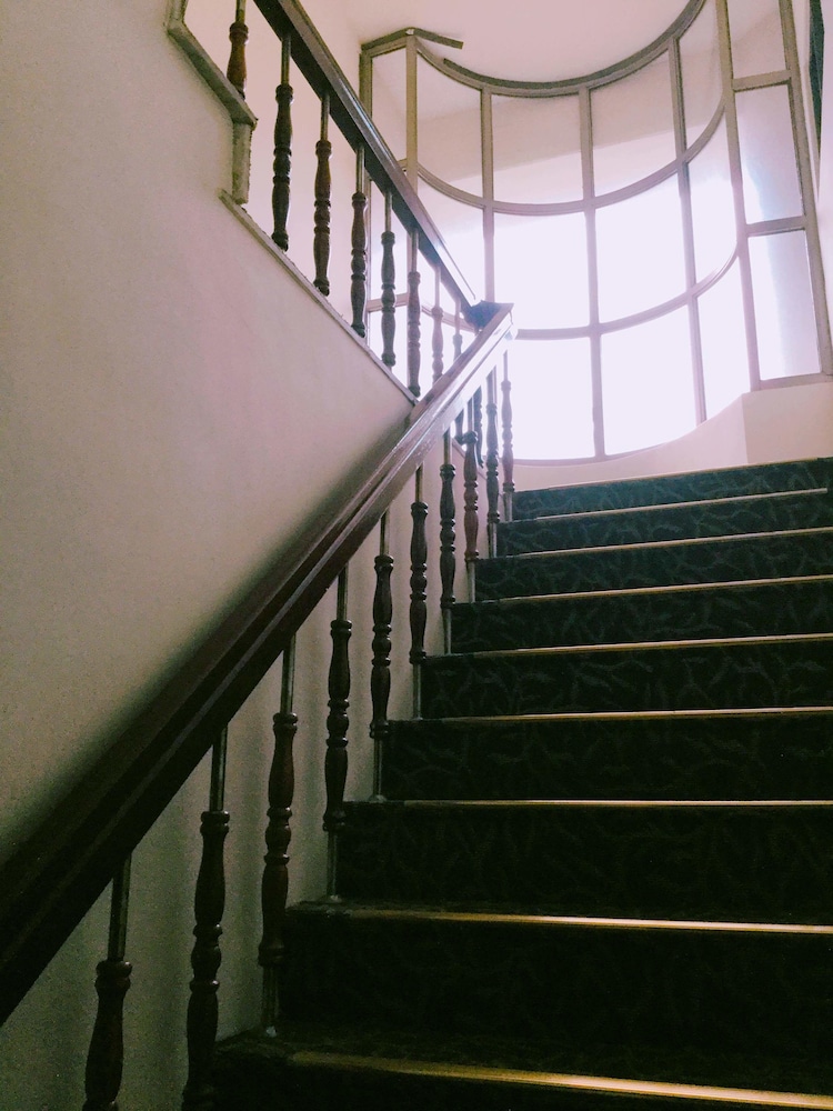 Paris Business Hotel 37/60