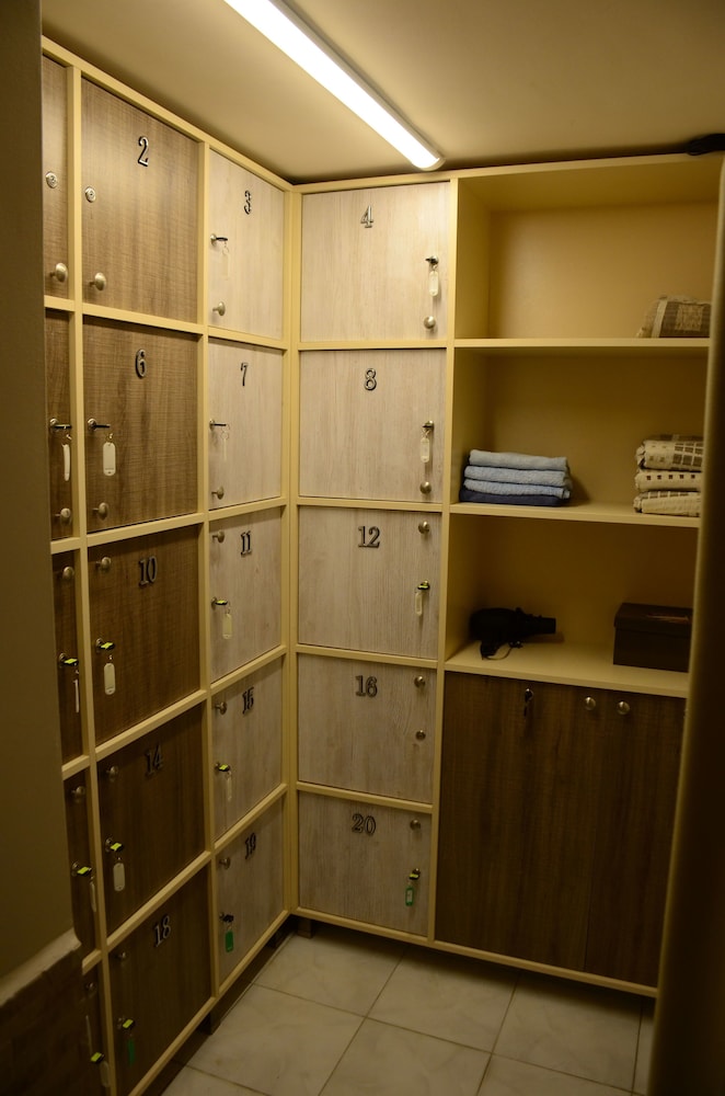 Guesthouse And Hostel Batumi Globus 3/46