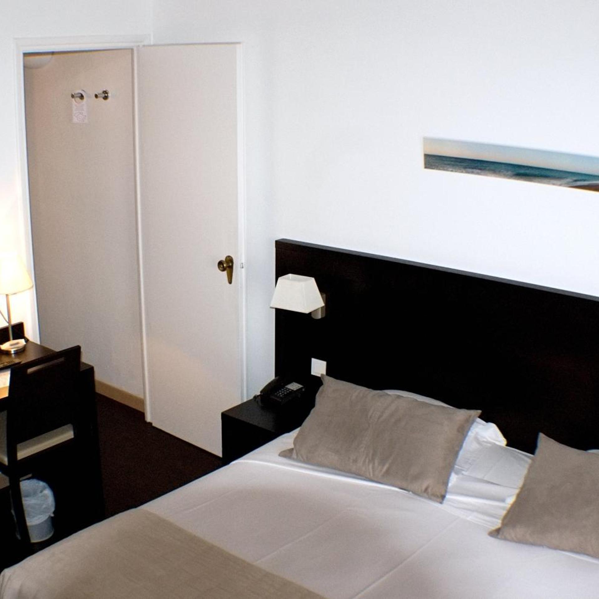 غرفة قياسية بسرير مزدوج، Exclusive Hotel Comte De Nice 5/10