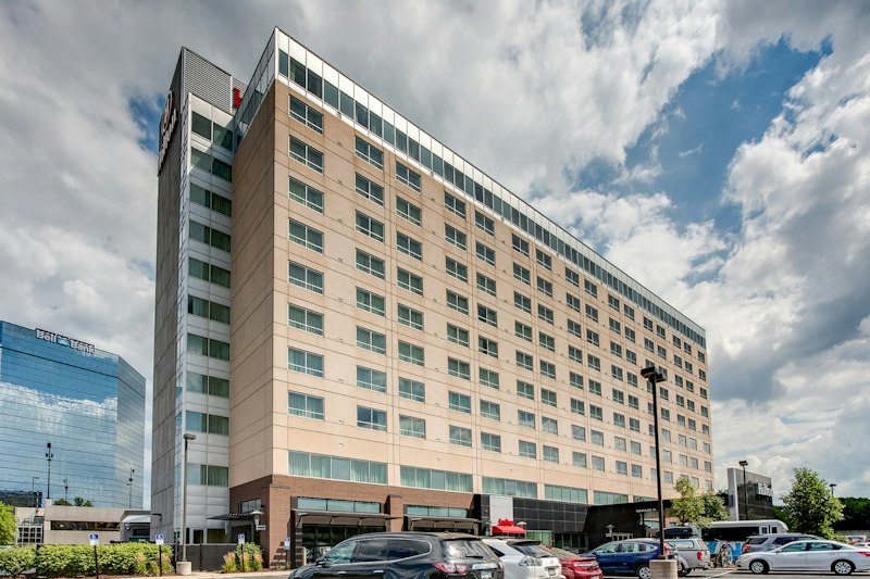 Hilton Minneapolis Bloomington 4/70