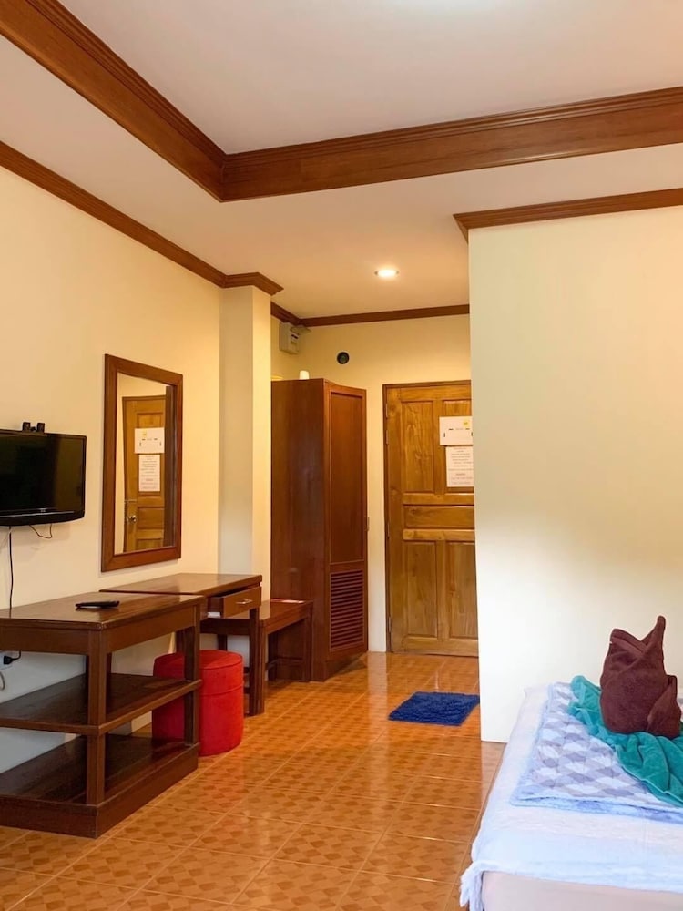 Koh Chang Hut Hotel 27/51