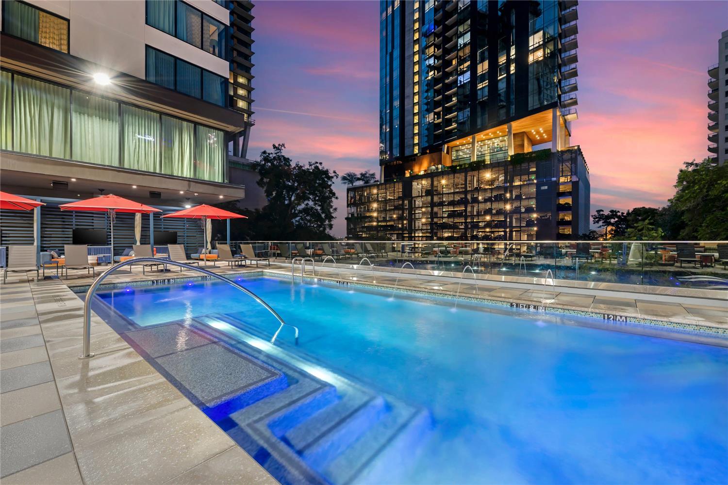 Cambria Hotel Austin Downtown 7/12