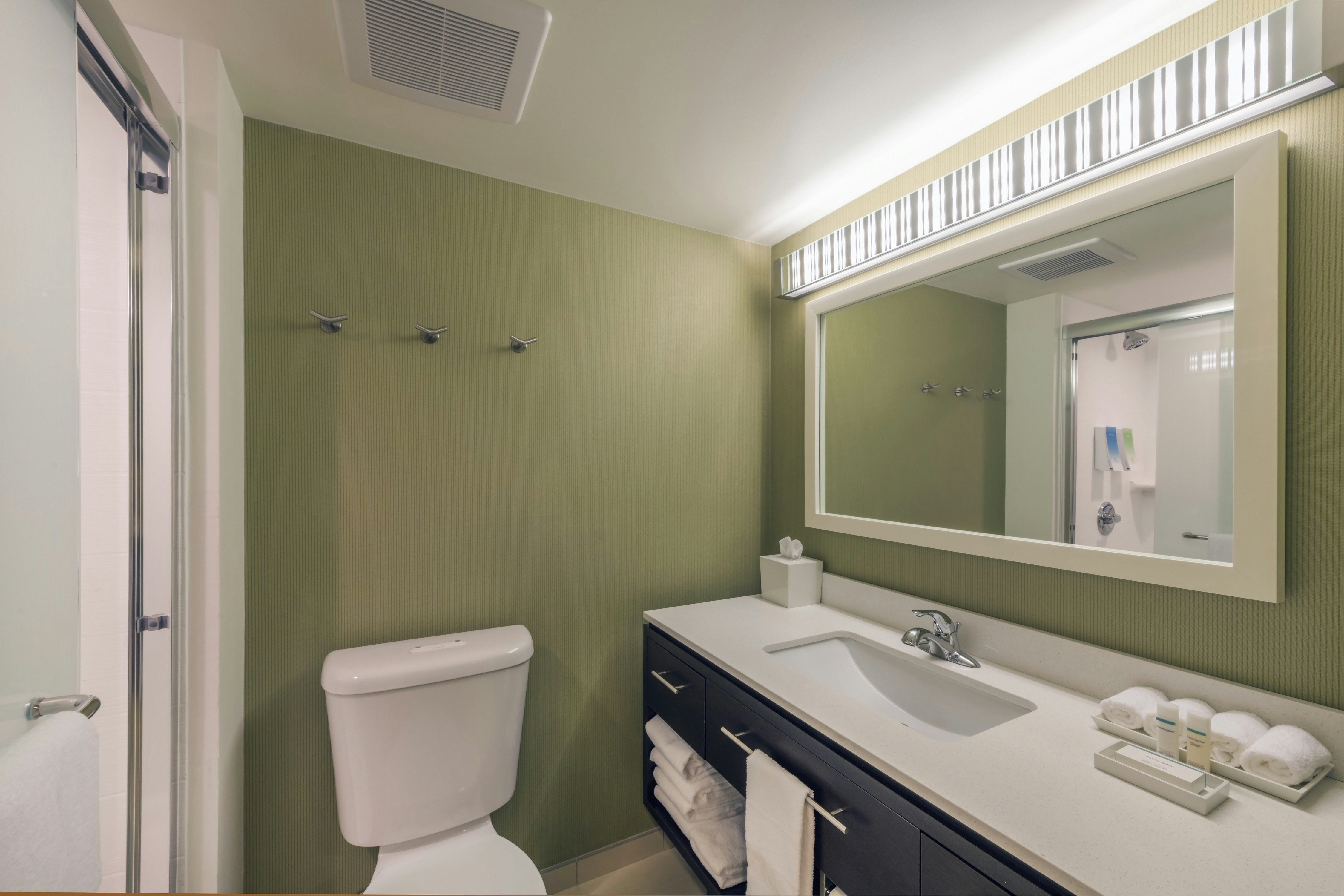 جناح استوديو بسرير كينج، Home2 Suites Kansas City Downtown 2/3
