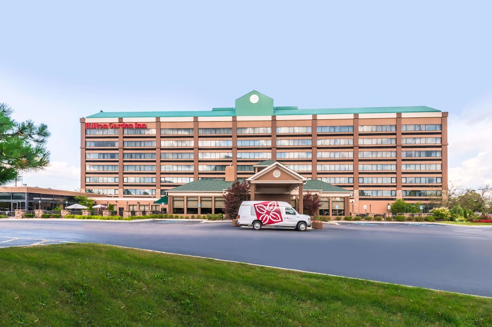 Hilton Garden Inn Detroit Southfield 3/84