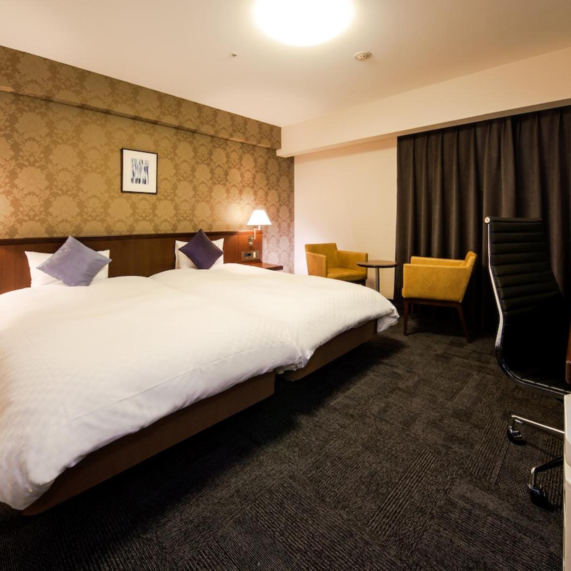 Hollywood, Twin Beds