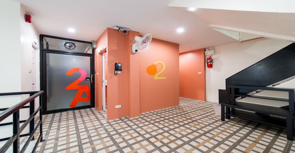 Matchbox Bangkok Hostel 9/30