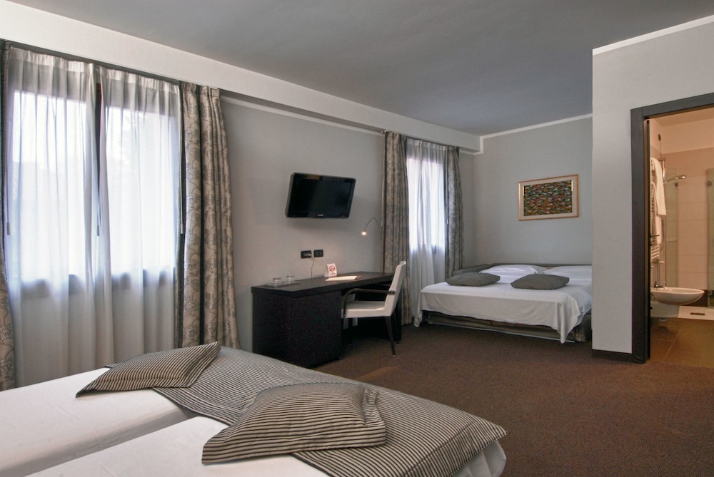 Hotel Villa Pannonia 16/50