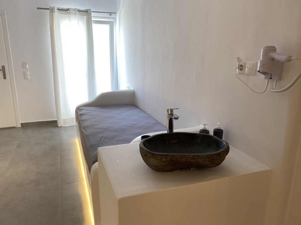 Eternal Suites 41/41