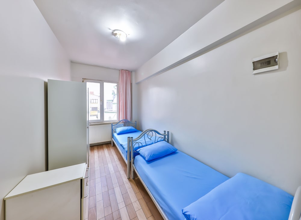 Gokce Pansiyon - Adult Only 7/52