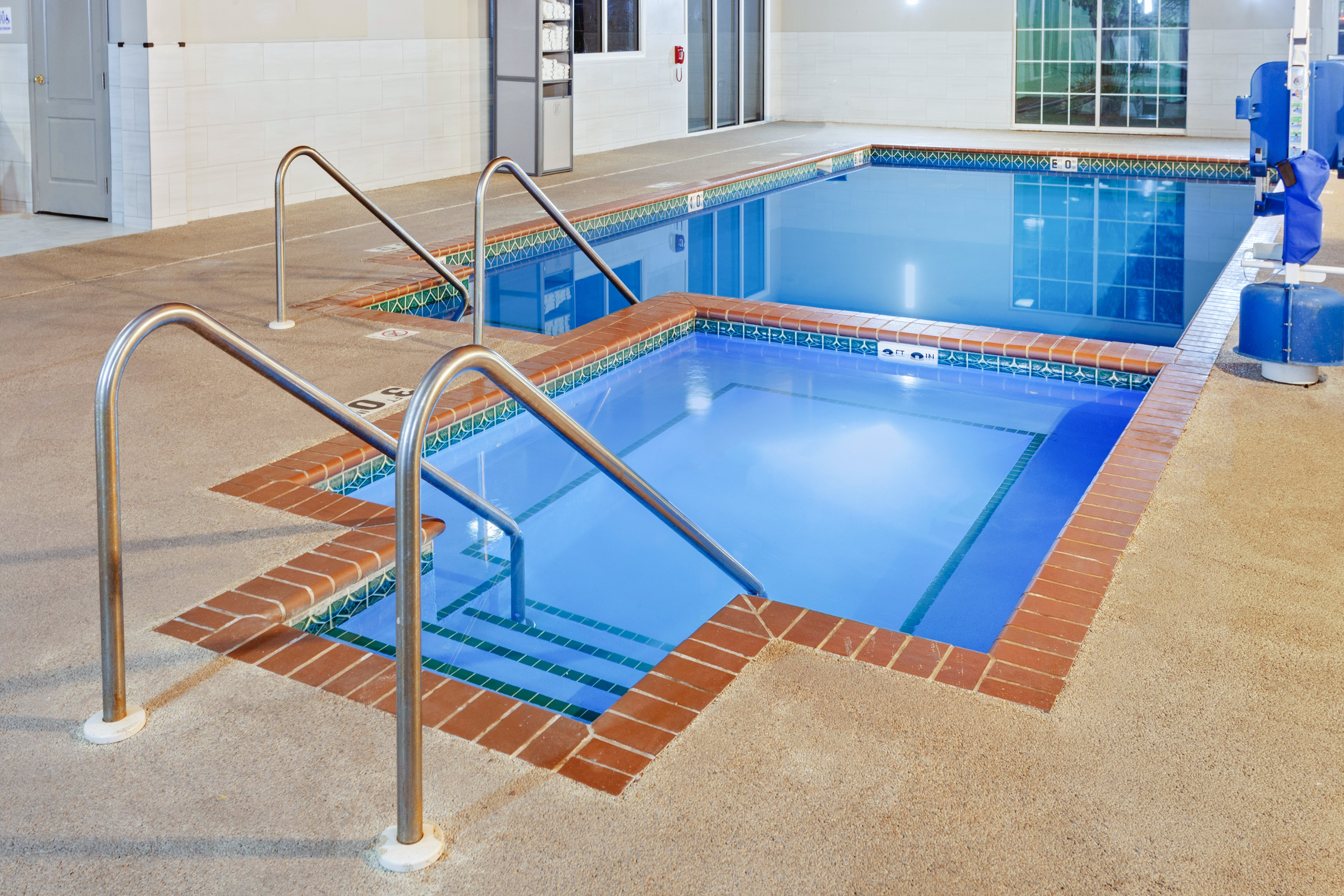 Port Wisconsin Inn and Suites 26/59