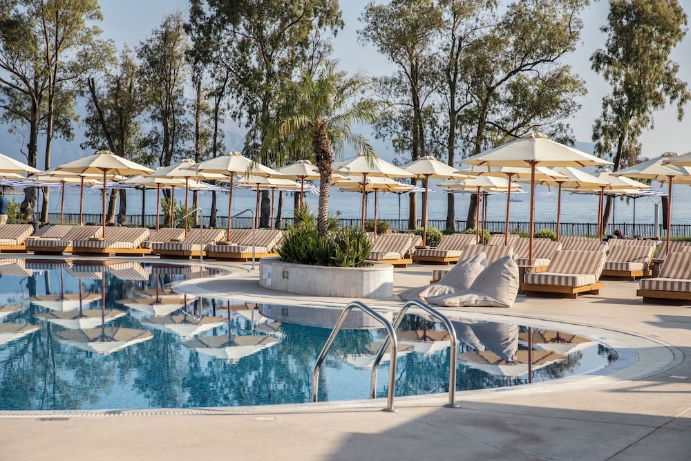 Kerkyra Blue Hotel N Spa 32/62