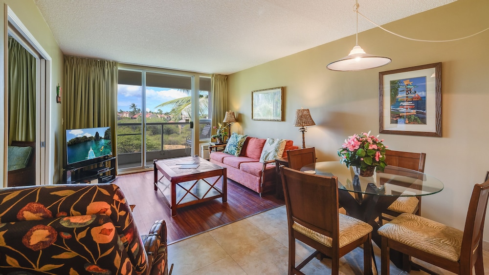 Castle Maui Banyan 38/62