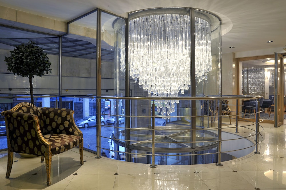 Melia Athens 5/73