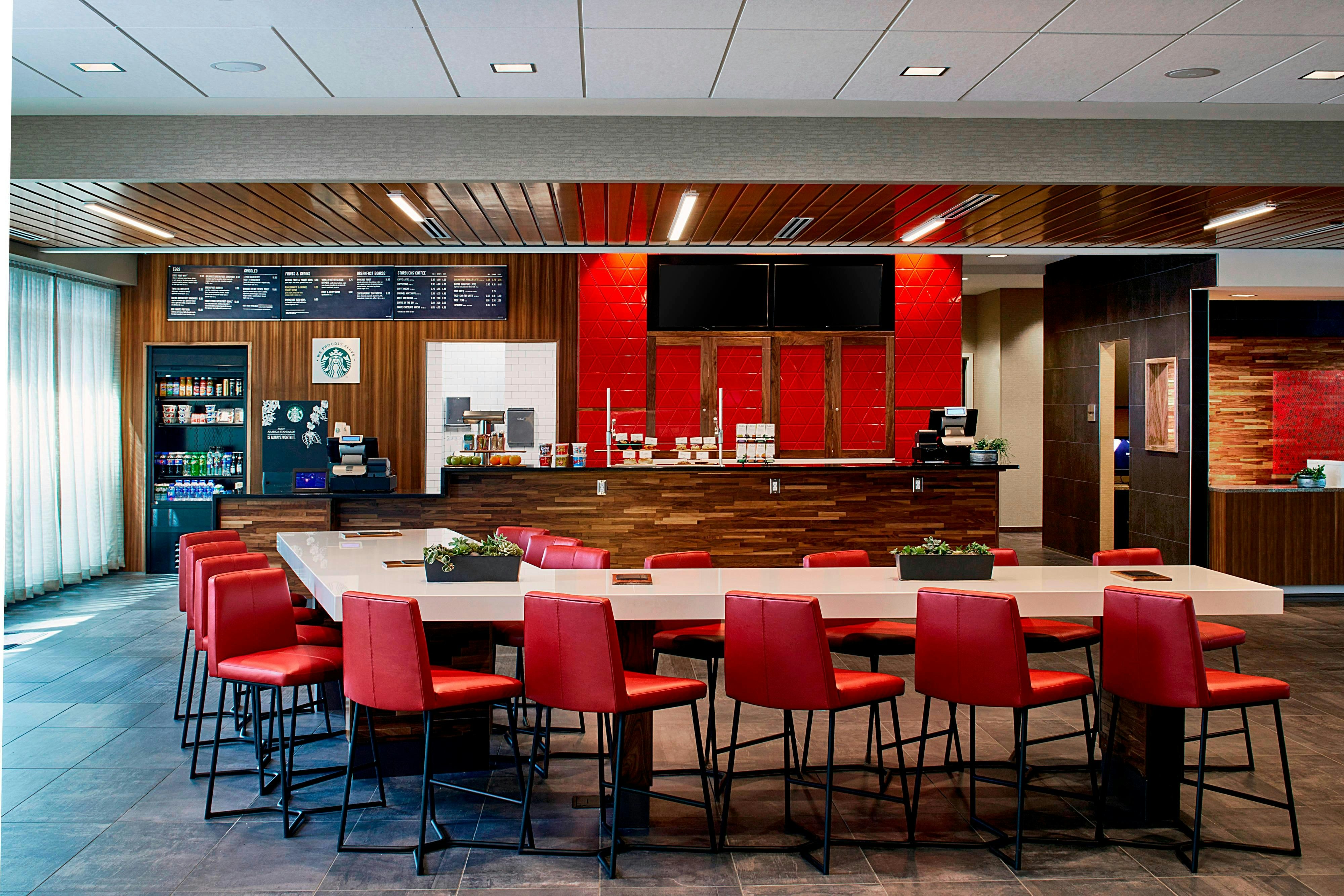 Courtyard By Marriott Minneapolis West 36/51