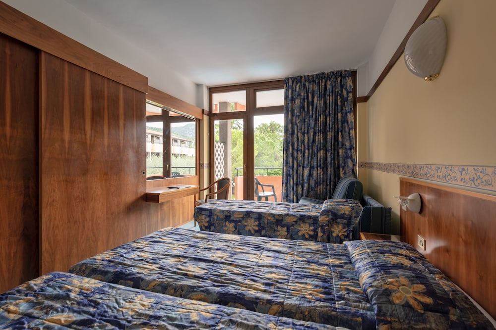 Royal Suite 14/34
