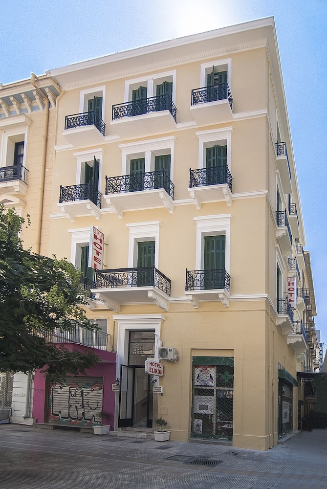 Elikon Hotel 3/32