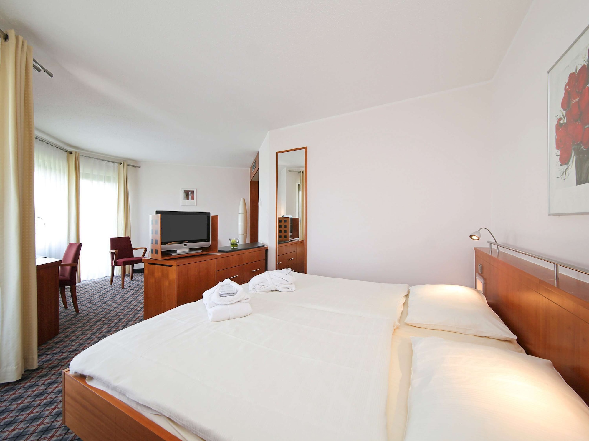 PRIVILEGE, DOUBLE BED