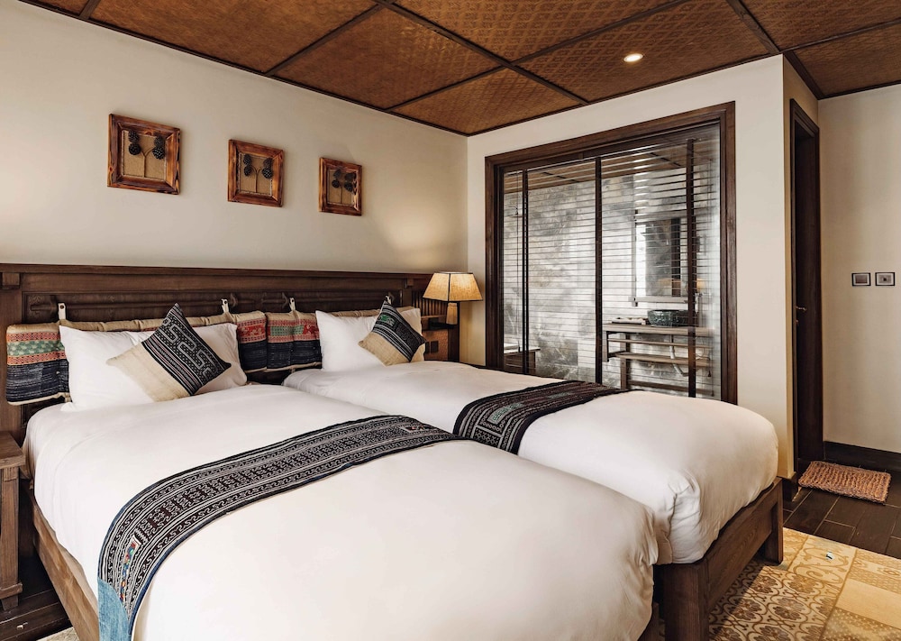 Ville De Mont Mountain Resort 11/50