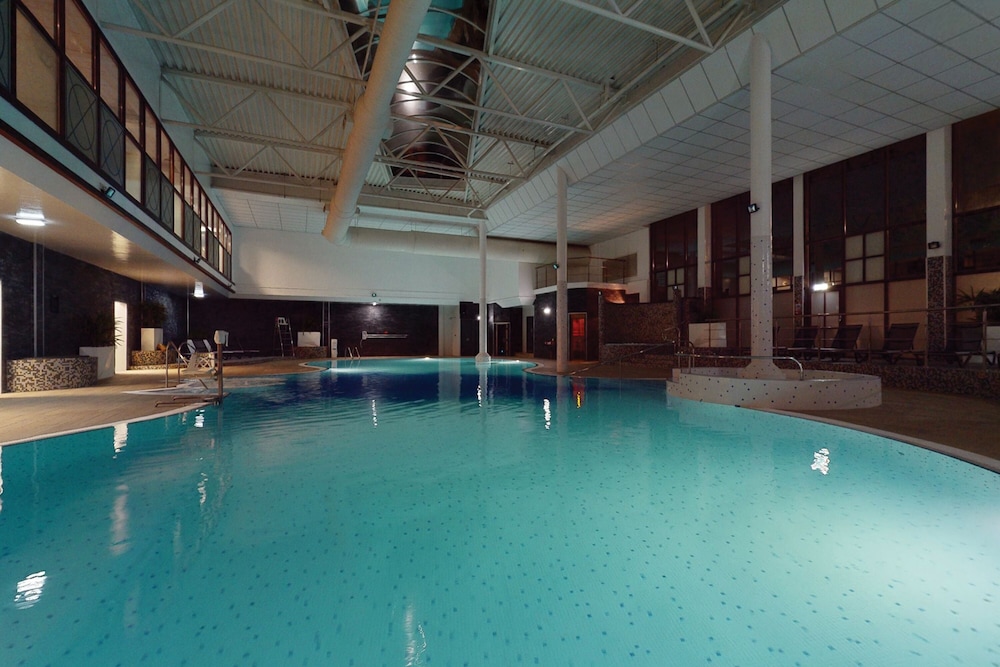 Village Urban Resort Nottingham 31/62