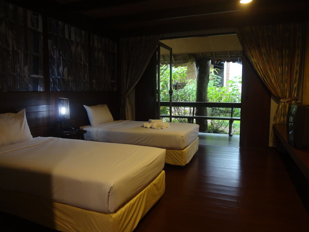 Suan Mork Kham Resort 6/23
